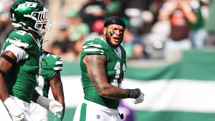 New York Jets linebacker Jermaine Johnson celebrates a defensive stop in the first quarter against the Carolina Panthers