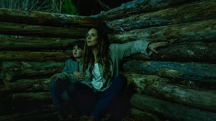 FROM Season 4 Episode 405: What A Long Strange Trip It’s Been. Simon Webster as Ethan Matthews, Catalina Sandino Moreno as Tabitha Matthews. Image: Chris Reardon/MGM+