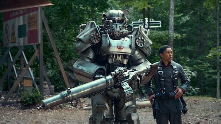 Power Suit and Aaron Moten (Maximus) in “Fallout”