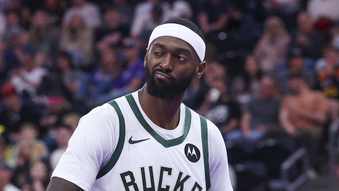 Milwaukee Bucks forward Bobby Portis (9) reacts after a play against the Utah Jazz