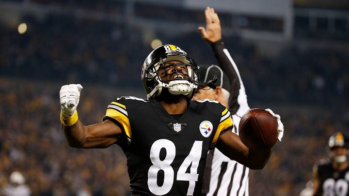 Los Angeles Chargers v Pittsburgh Steelers