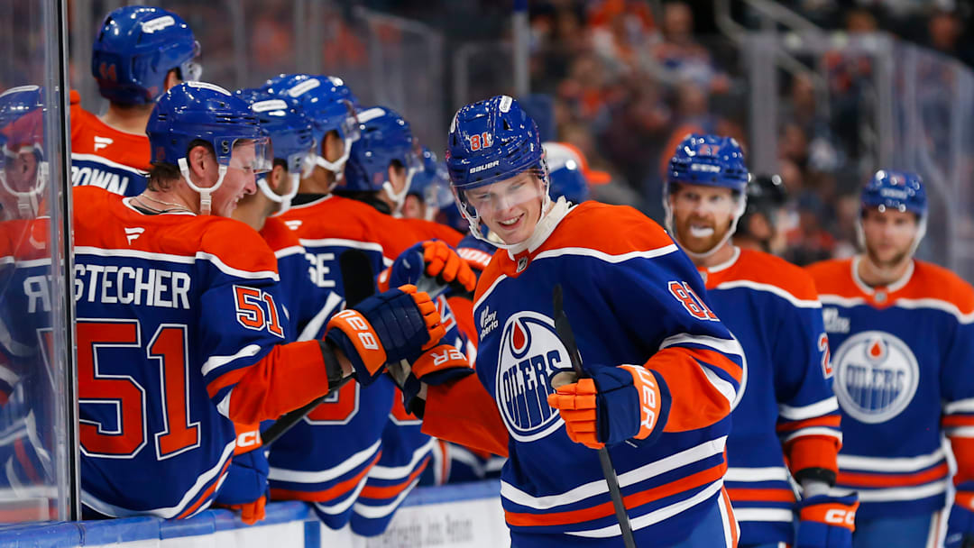 Winnipeg Jets v Edmonton Oilers