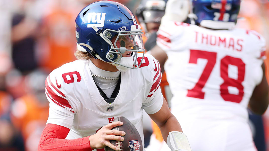 New York Giants v Denver Broncos