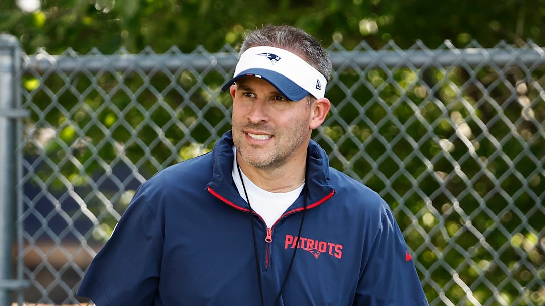 New England Patriots offensive coordinator Josh McDaniels