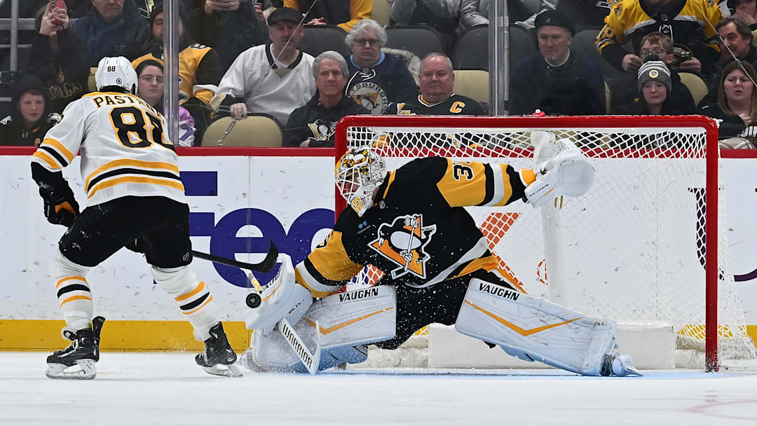 Boston Bruins v Pittsburgh Penguins