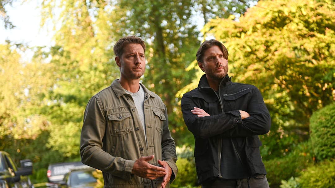 “The Process” – TRACKER. Pictured: Justin Hartley as Colter Shaw and Jensen Ackles as Russell Shaw. Photo: Sergei Bachlakov/CBS ©2025 CBS Broadcasting, Inc. All Rights Reserved.