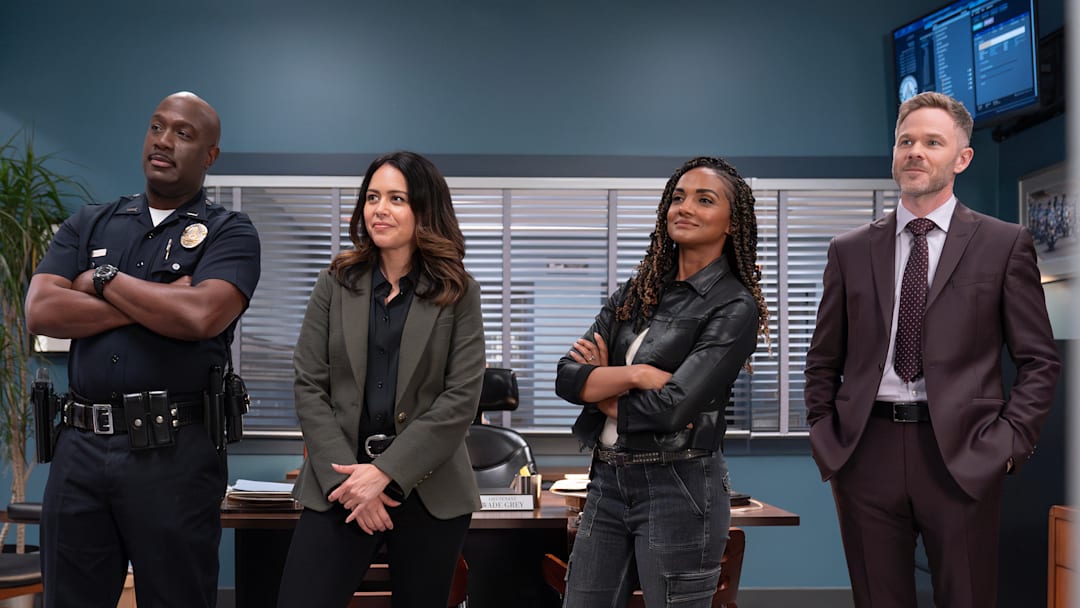 THE ROOKIE - The Mickey - On Celina's last day as a rookie, John gives her one final test. Meanwhile, Bailey makes a new friend, and Lucy places her faith in Seth for an undercover assignment. TUESDAY, FEB. 18 (9:00-10:00 p.m. EST) on ABC. (Disney/Mike Taing) RICHARD T. JONES, ALYSSA DIAZ, MEKIA COX, SHAWN ASHMORE