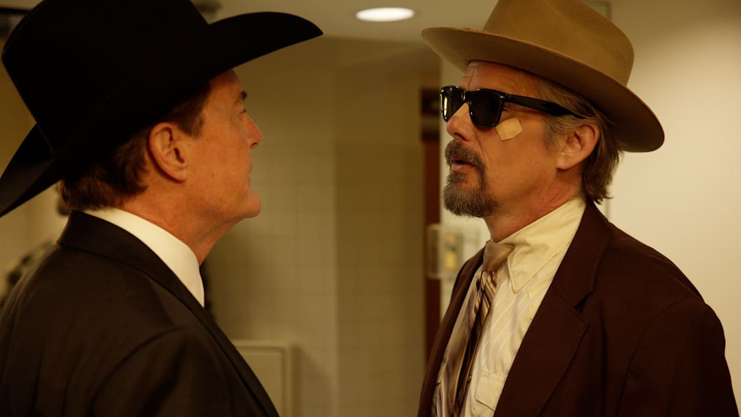 FX's The Lowdown -- "The Devil's Mama" Episode 2 -- Pictured: (l-r) Kyle MacLachlan as Donald Washberg, Ethan Hawke as Lee Raybon. CR: Shane Brown/FX