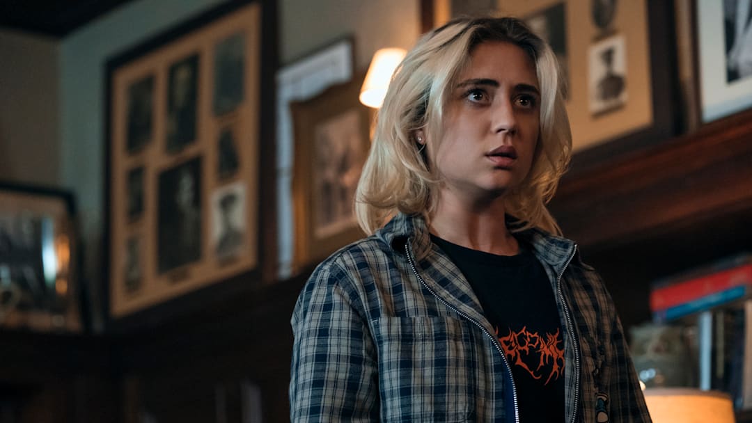 Lizze Broadway (Emma Meyer)