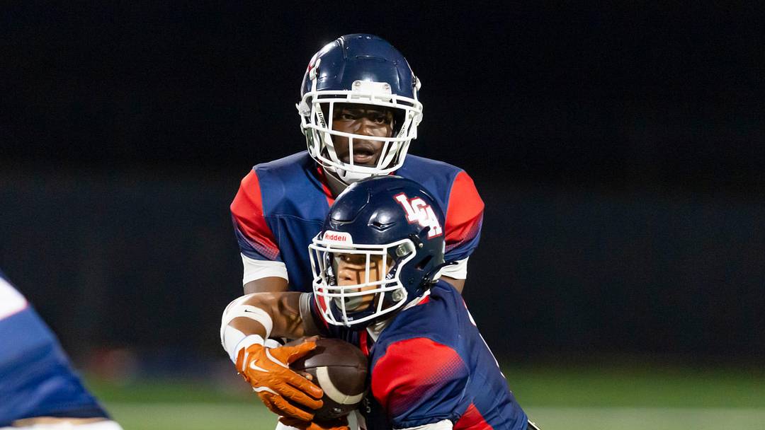 Lafayette Christian Academy 2028 RB Caiden Bellard takes the handoff in playoff game vs. Parkview Baptist