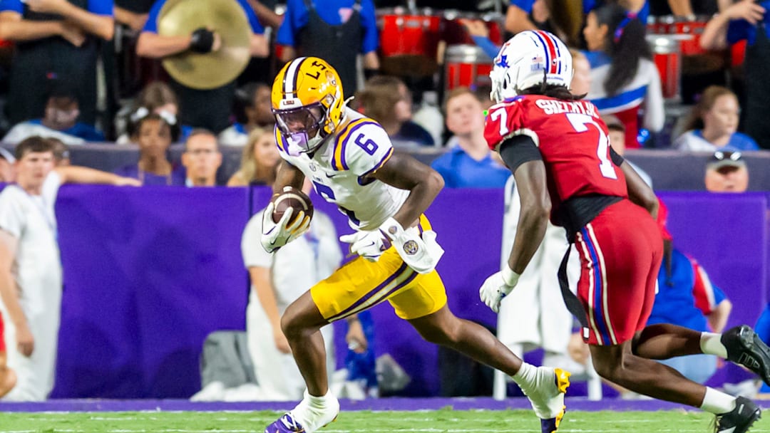 Barion Brown (6) of the LSU Tigers takes on the Louisiana Tech. Sept 6, 2025; Baton Rouge, Louisiana, USA; at Tiger Stadium. Barion Brown (6) of the LSU Tigers takes on the Louisiana Tech. Sept 6, 2025; Baton Rouge, Louisiana, USA; at Tiger Stadium.