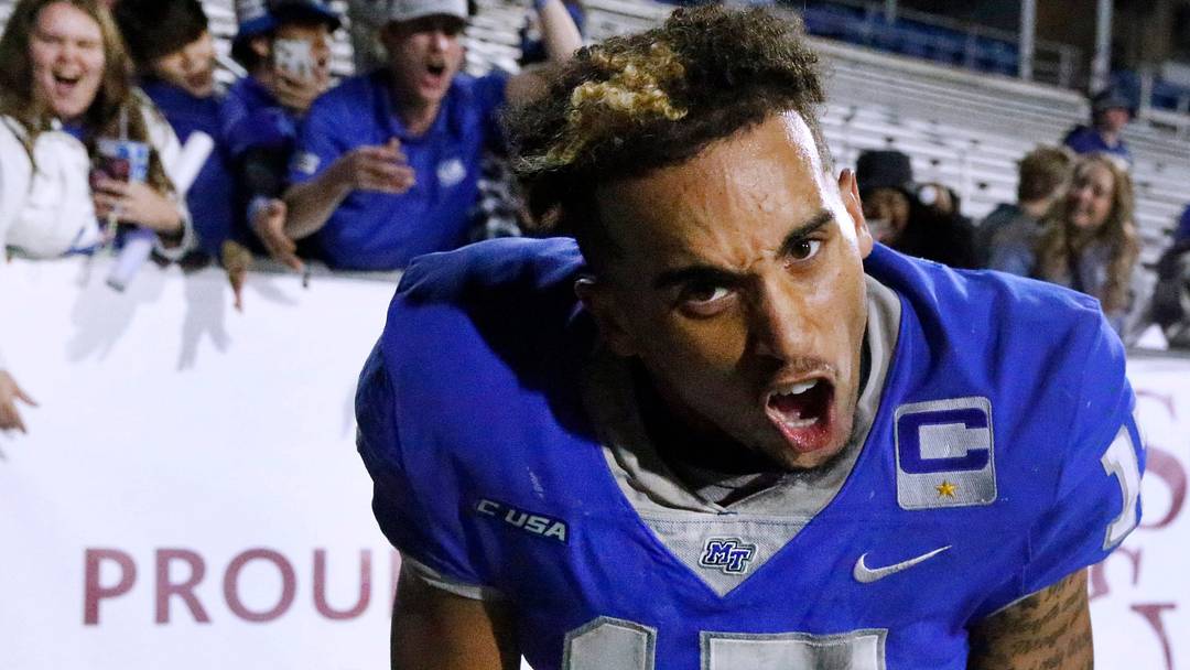 Middle Tennessee safety Tra Fluellen (17) celebrates the win 31-23 win over Louisiana Tech in 2023.
