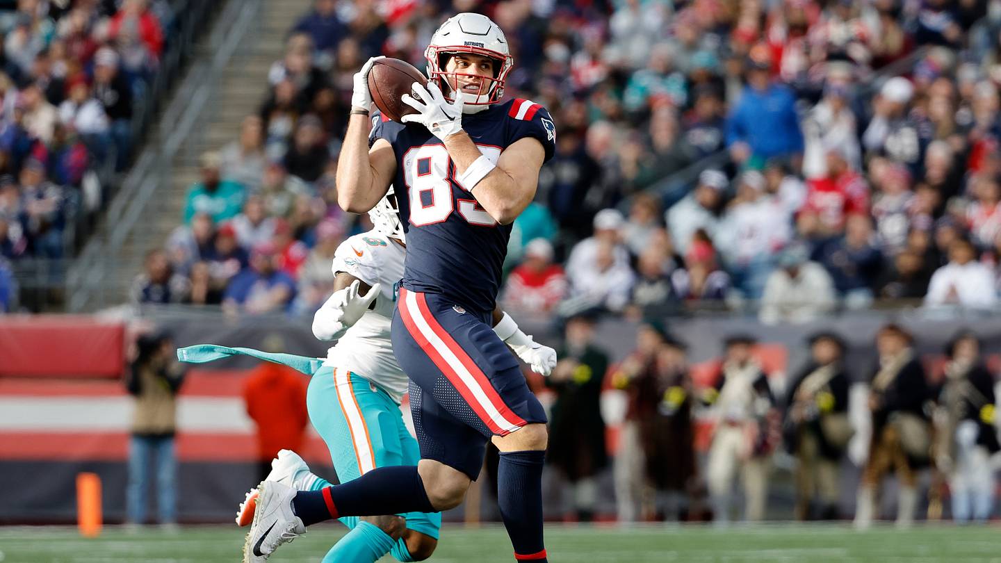 New England Patriots Tight End Combo Ranked Best in NFL by Bucky Brooks - Vimarsana News