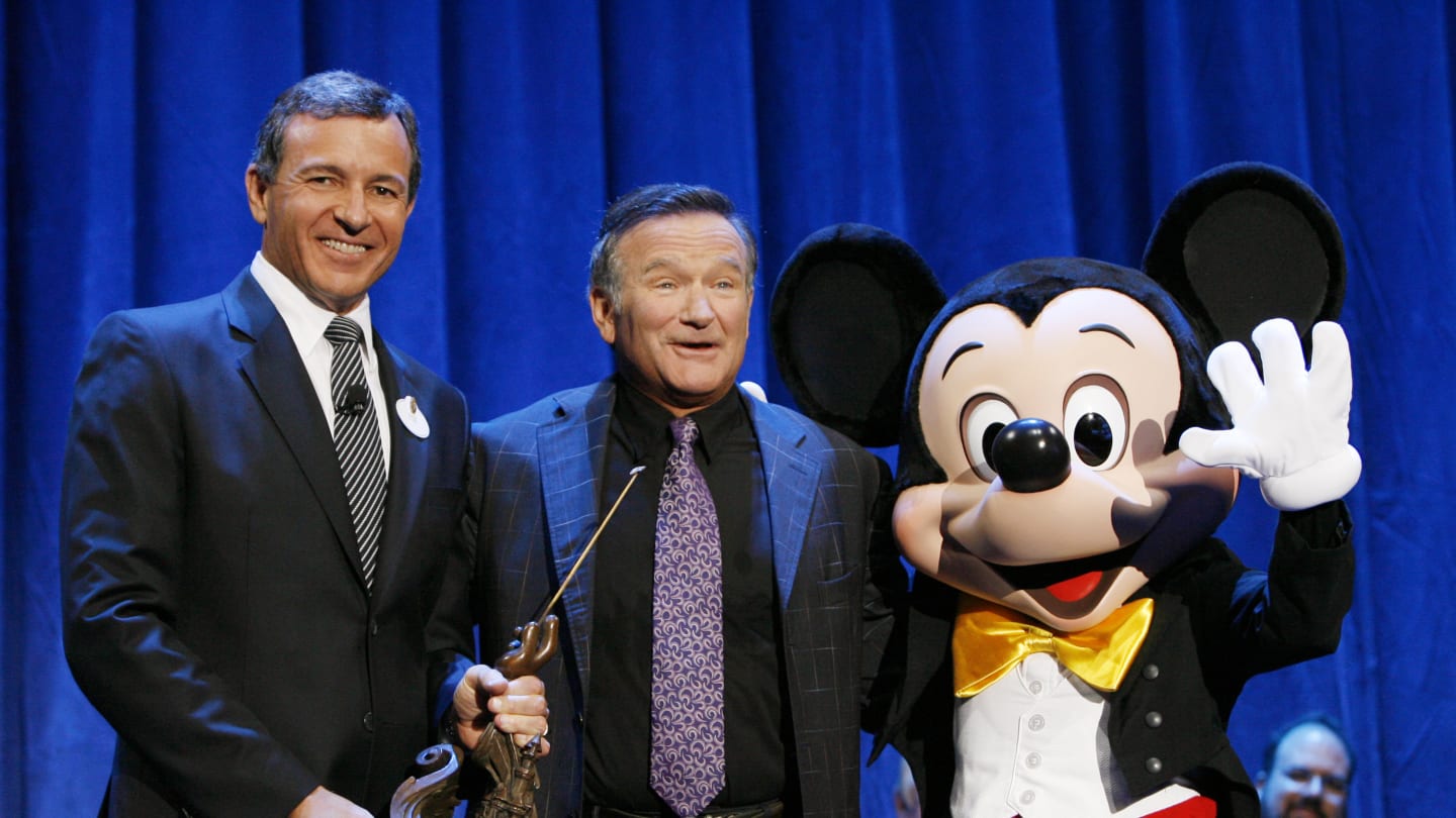 A decade after his passing, Robin Williams leaves behind an amazing Disney legacy!