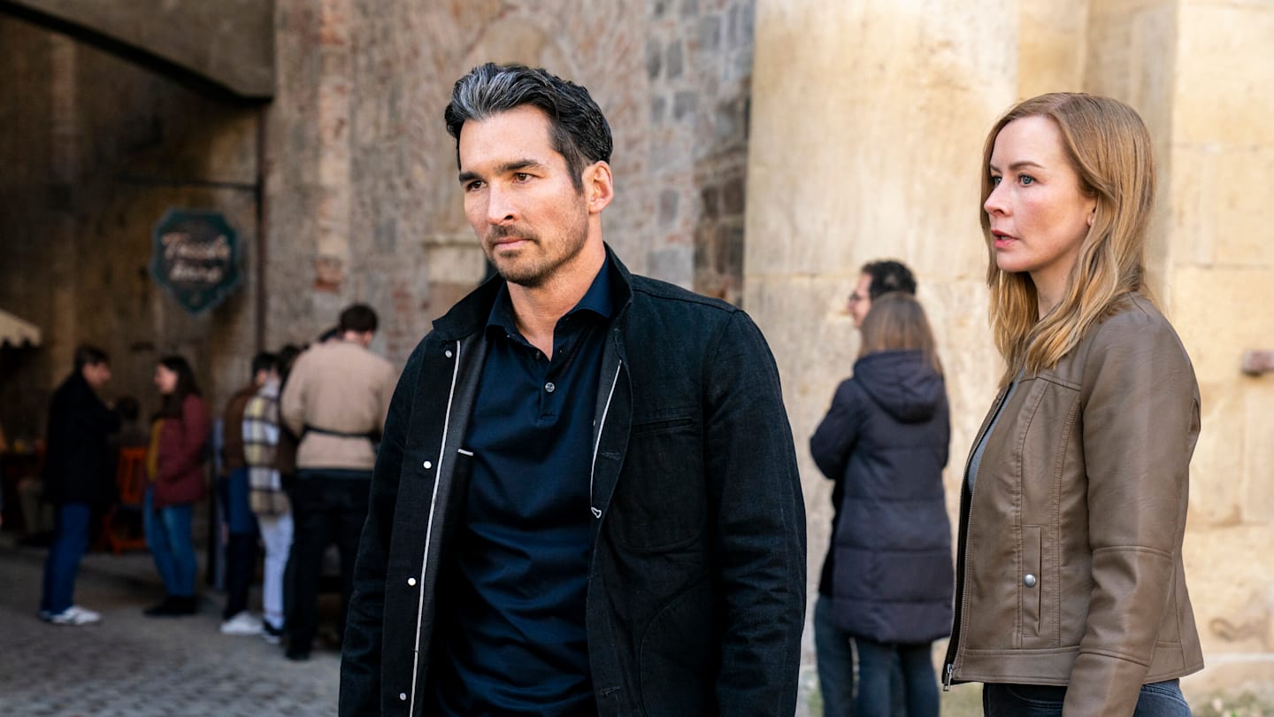Jay Hayden của Station 19 đóng vai khách mời trong FBI: International mùa 4, tập 7 (Xem trước)