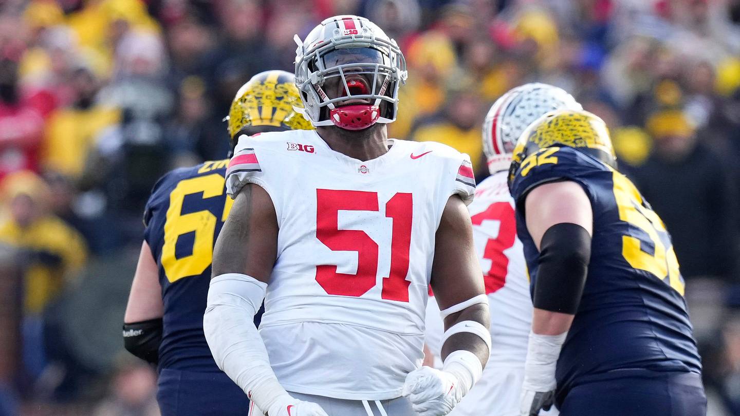 Browns doing their part to mend fences between bitter former rivals - Vimarsana News