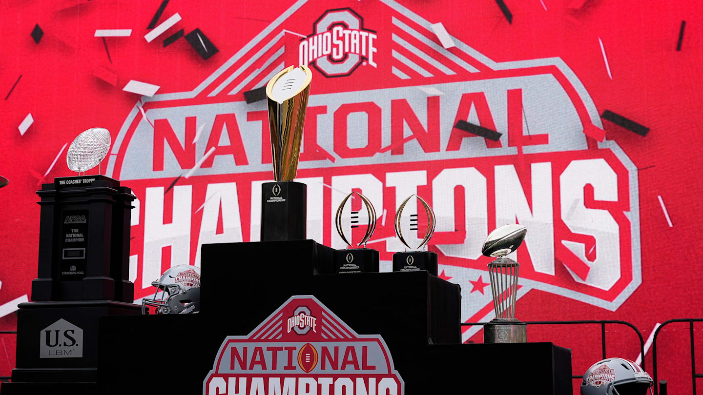 SEC & Big-10 Taking Control in Talks to Expand College Football Playoffs