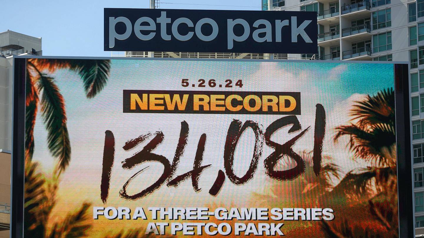 San Diego Padres Make Attendance History Over Weekend - Vimarsana News