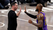 Redick no le dio descanso a LeBron James en la segunda mitad 