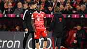 Sadio Mané pidió el cambio por molestias
