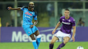 Una fase di gioco tra Fiorentina e Napoli