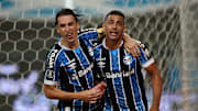 O Grêmio vai em busca de encostar no Cruzeiro