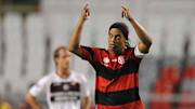 O ex-meia conquistou apenas um título com a camisa rubro-negra