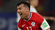 Chileno já atuou em clubes como Sevilla e Inter de Milão
