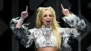102.7 KIIS FM's Jingle Ball - Show