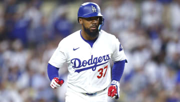 Los Dodgers podrían ver partir a Teoscar Hernández en la agencia libre