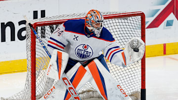 Is Edmonton in the throes of a netminder crisis just before a playoff push?