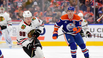 Chicago Blackhawks v Edmonton Oilers