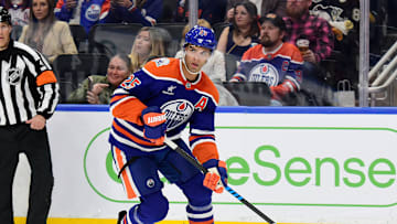 Pittsburgh Penguins v Edmonton Oilers