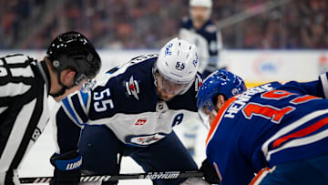 Winnipeg Jets v Edmonton Oilers