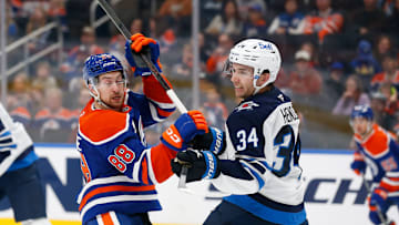 Winnipeg Jets v Edmonton Oilers