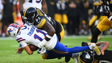 Buffalo Bills v Pittsburgh Steelers