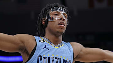 Could the Houston Rockets sign Kennedy Chandler? 