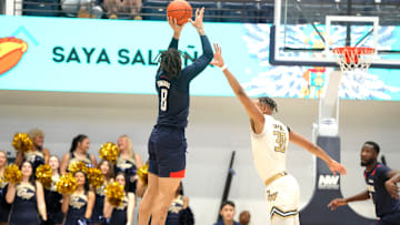 Duquesne vs George Washington