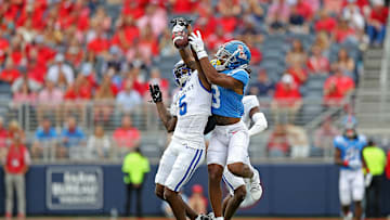 Kentucky v Ole Miss