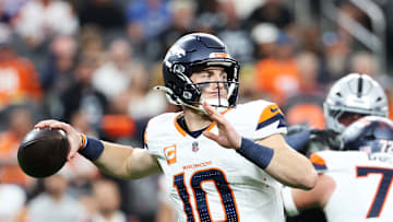 Denver Broncos v Las Vegas Raiders