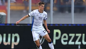 Charles de Ketelaere helped Atalanta to a lopsided win over Lecce.