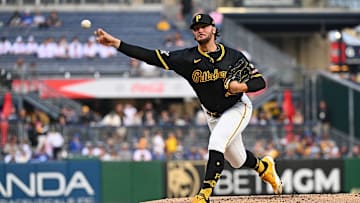 Los Angeles Dodgers v Pittsburgh Pirates