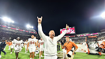 Texas v Mississippi State
