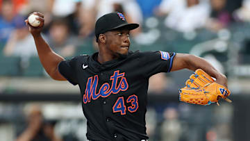 Milwaukee Brewers v New York Mets - Game Two