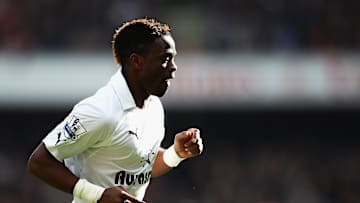 Louis Saha features for Tottenham in a 5-2 defeat to Arsenal at the Emirates. (26 Feb 2012)