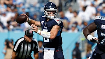 Indianapolis Colts v Tennessee Titans