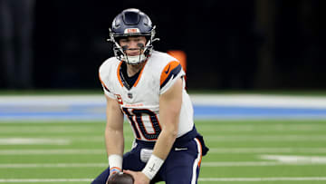 Denver Broncos v Los Angeles Chargers