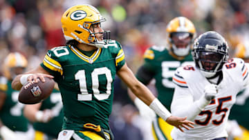 Chicago Bears v Green Bay Packers