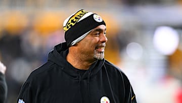 New England Patriots v Pittsburgh Steelers