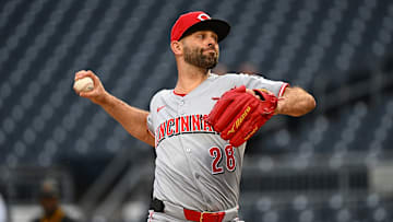 Cincinnati Reds pitcher Nick Martinez